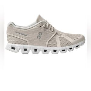 ON CLOUD 5 * BRAND NEW *